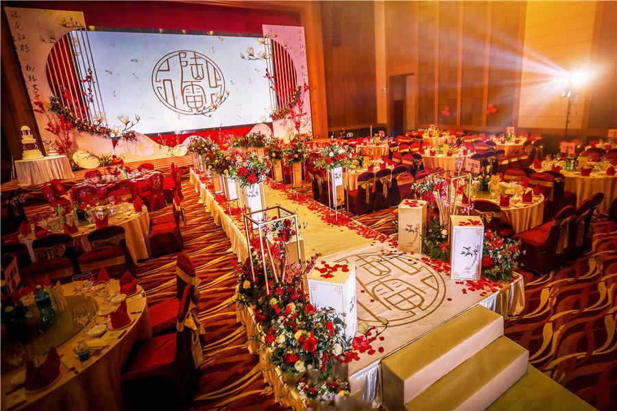 新中式婚礼场景效果图 如何打造新中式喜庆婚礼