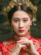 中式秀禾新娘妆怎么化