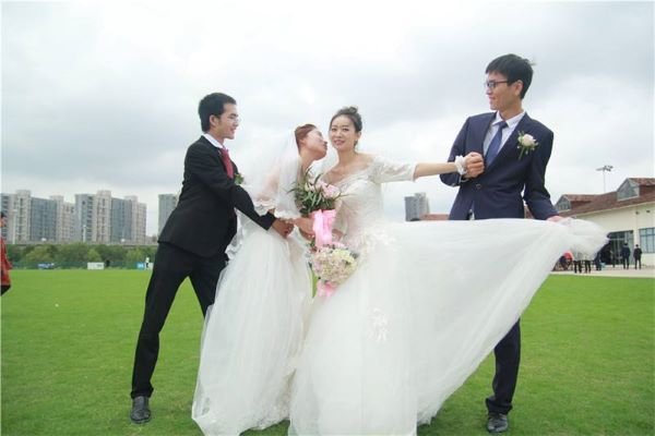 草坪婚礼