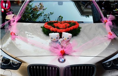 筹备婚礼时挑选婚车要注意的一些事项