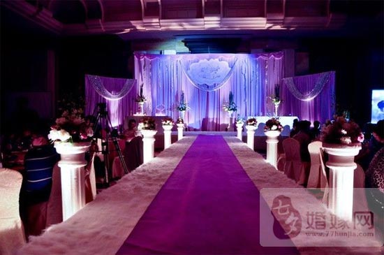 紫色主题婚礼 主题婚礼图片 紫色婚礼主题图片