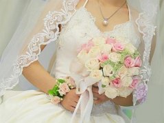 婚礼用花选那些比较合适？