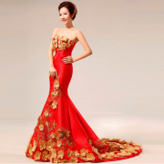 红色婚纱礼服 婚纱图片展示