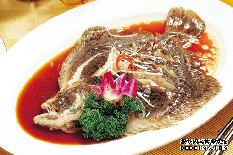 酒店婚宴菜推荐二:清蒸多宝鱼