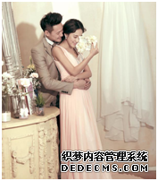 婚纱照怎么摆姿势