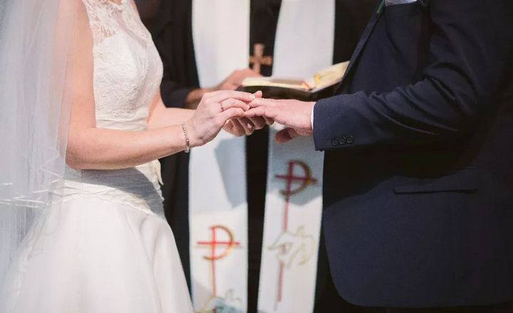 除了伴娘送婚戒，我还帮你想了N种更有创意的方