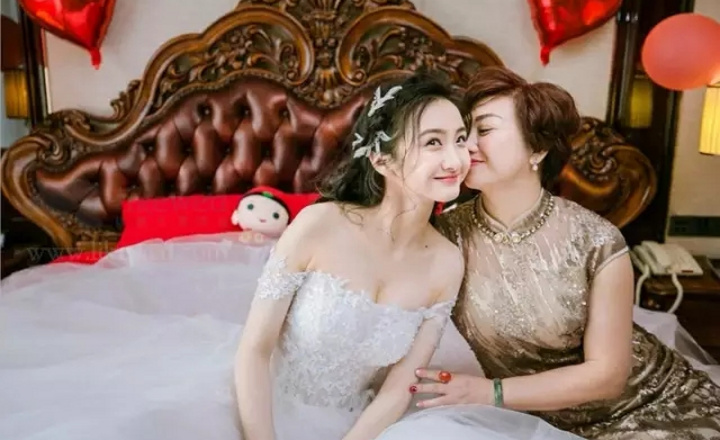 适合父母在儿女们婚礼上穿的衣服品牌推荐！
