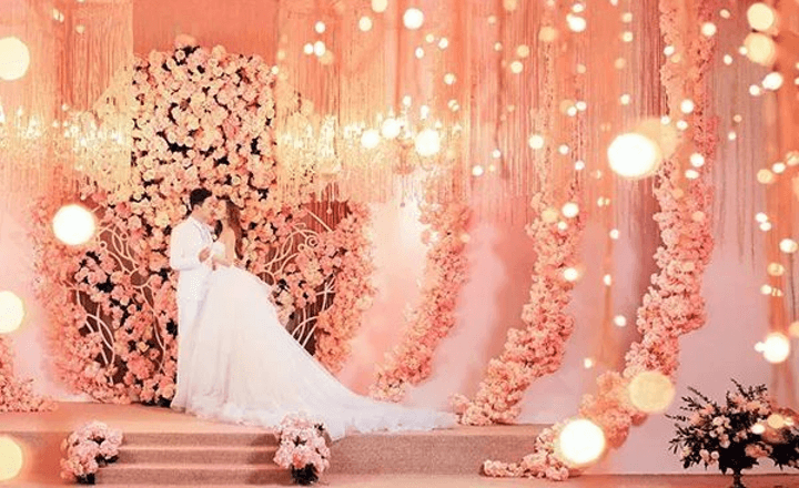 婚礼上接吻环节怎样才比较优雅浪漫？ 6种kiss姿